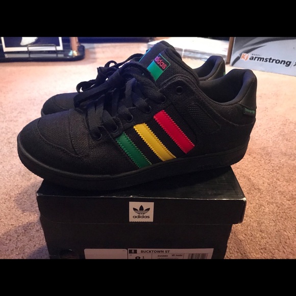 adidas bucktown rasta